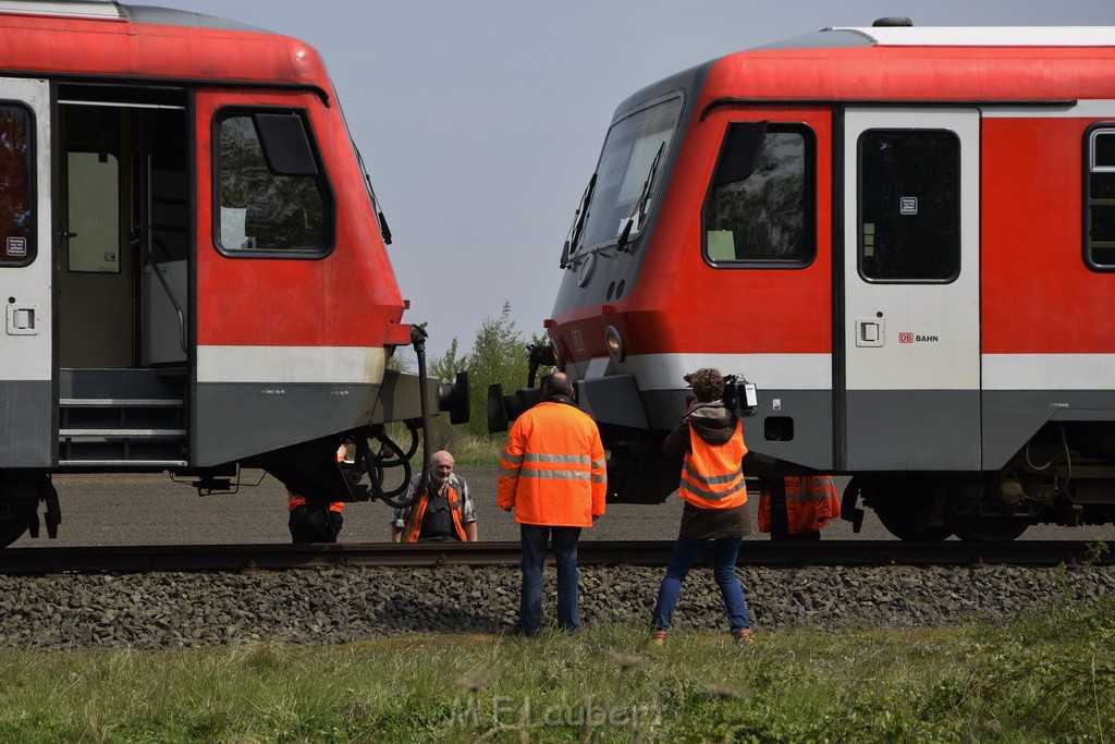 Schwerer VU LKW Zug Bergheim Kenten Koelnerstr P613.JPG - Miklos Laubert